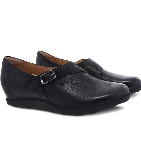 Dansko Marisa Black Nubuck Hidden Wedge Flat Oxford Comfort Shoes - Picture 1 of 10
